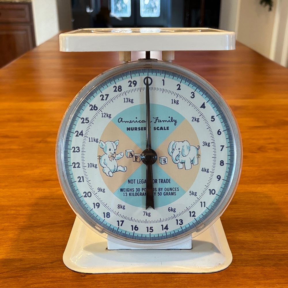 AMERICAN FAMILY Vintage Nursery Scale Nursery Room Decor Baby Room Gift Classic